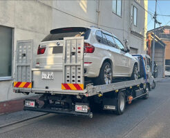 BMW X5(E70) バッテリー交換後にメーターブラックアウトやワイパーが動き出す不具合